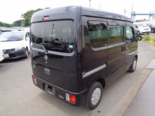 NISSAN NV100 CLIPPER
