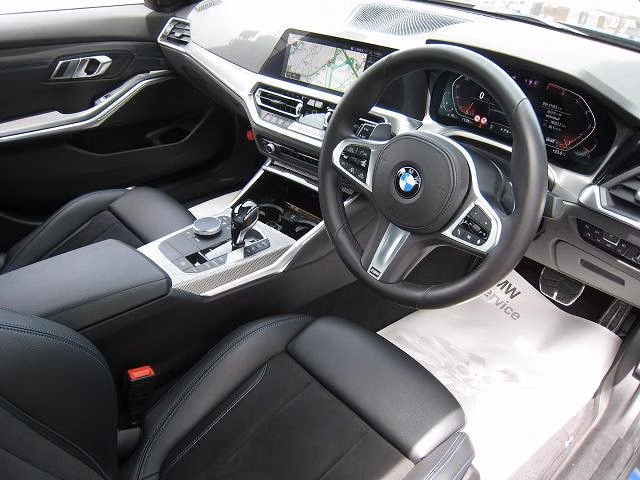 BMW 3-SERIES