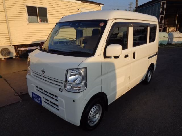 NISSAN NV100 CLIPPER