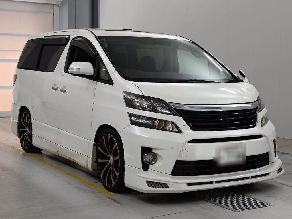 TOYOTA VELLFIRE