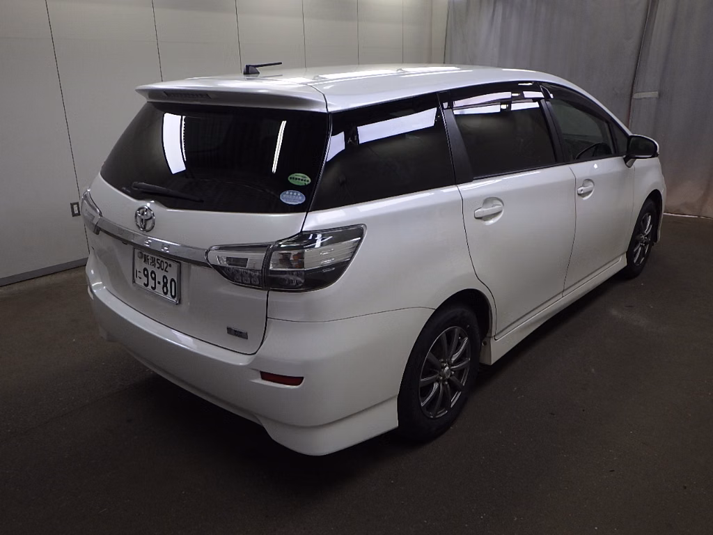 TOYOTA WISH