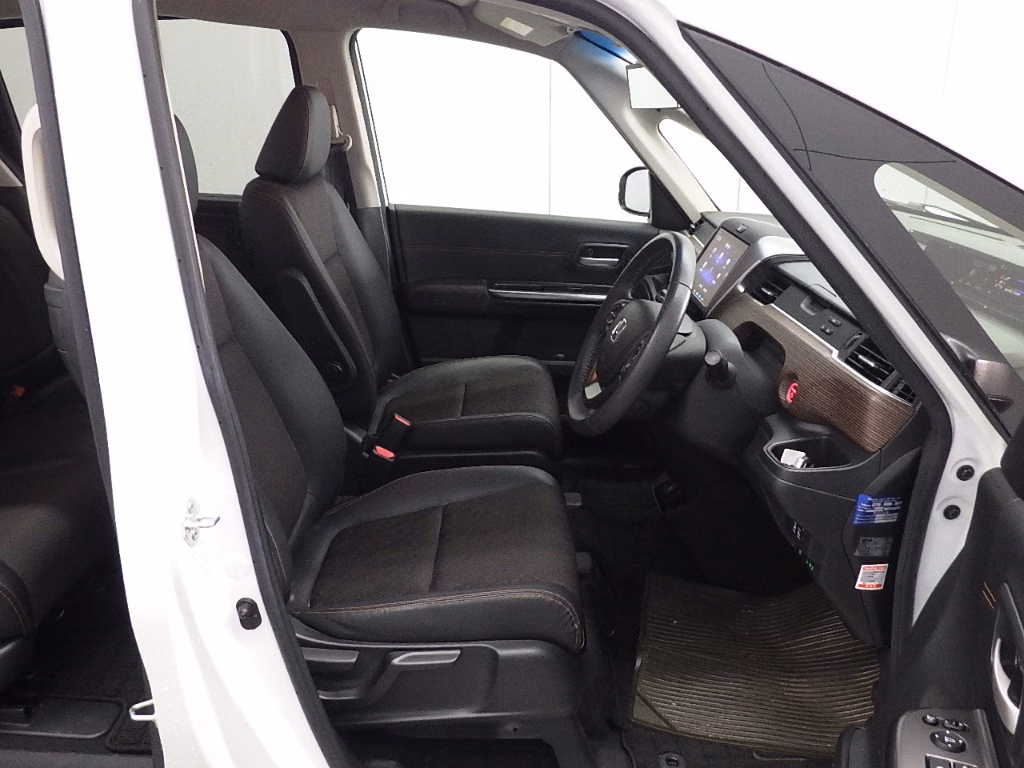 HONDA FREED+