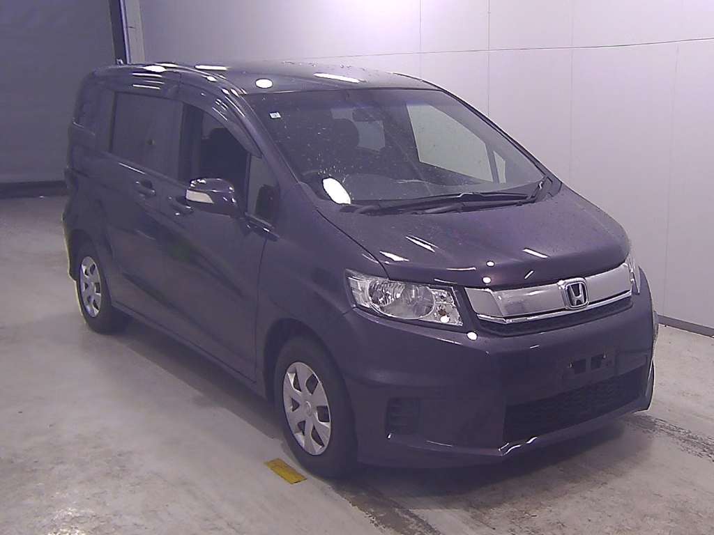 HONDA FREED SPIKE