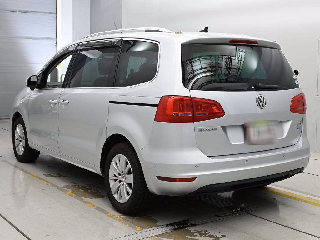 VOLKSWAGEN SHARAN
