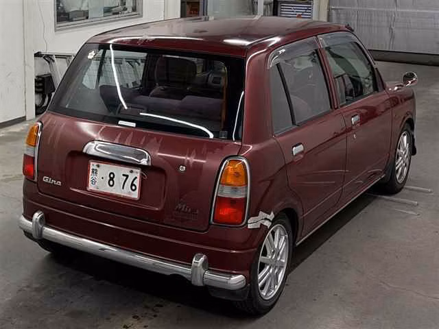 DAIHATSU MIRA GINO