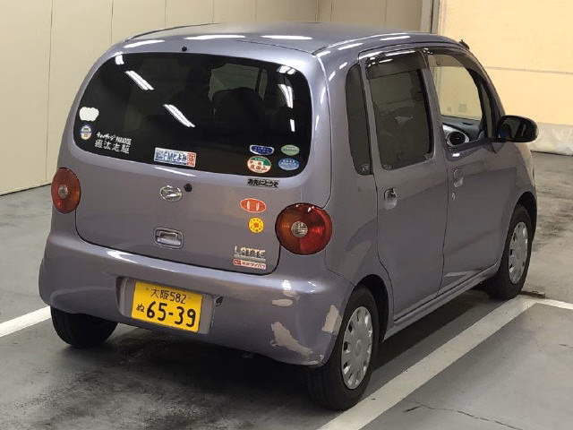 DAIHATSU MOVE LATTE