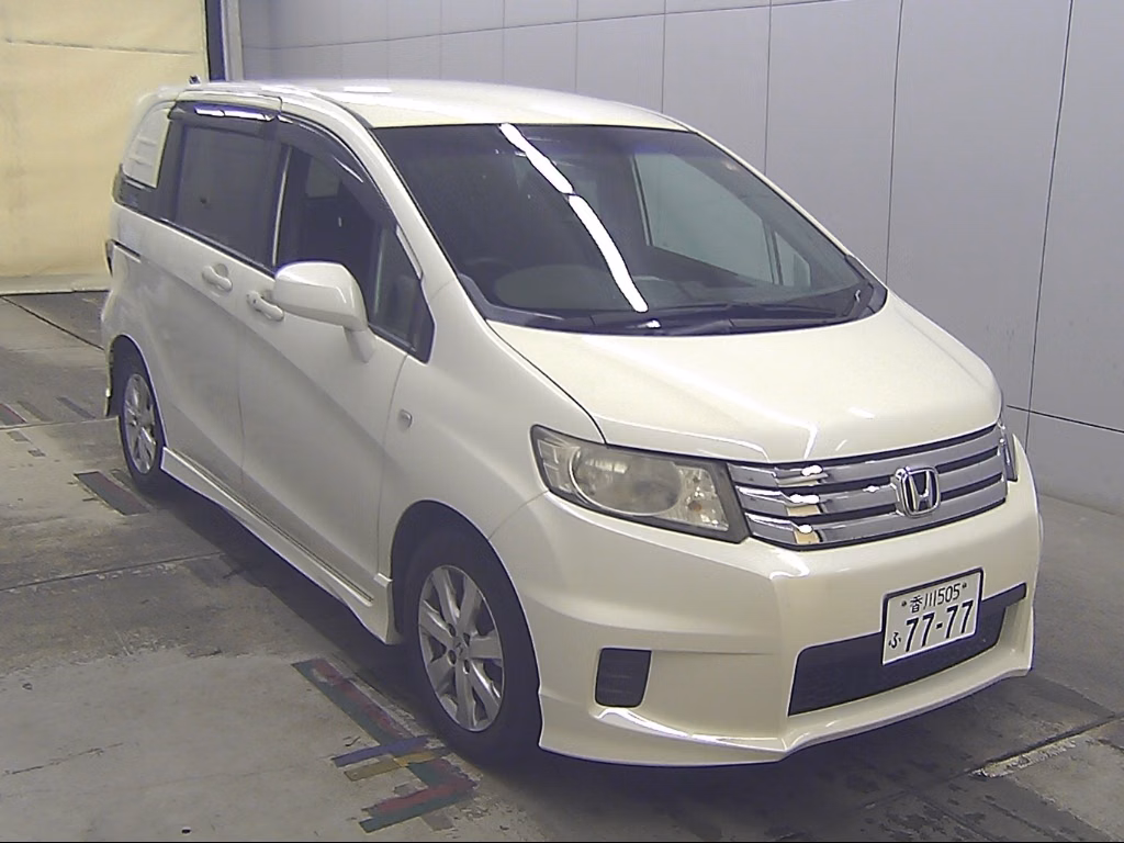 HONDA FREED SPIKE