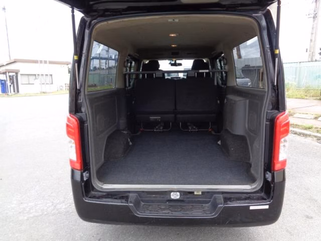 NISSAN NV350 CARAVAN