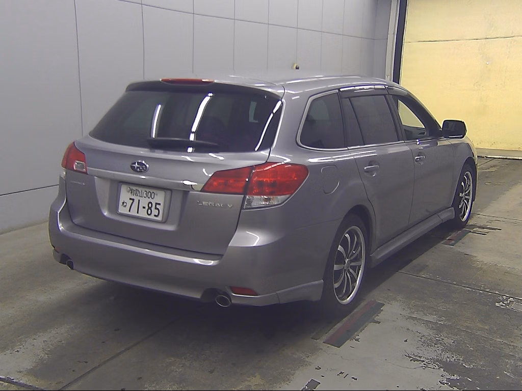 SUBARU LEGACY