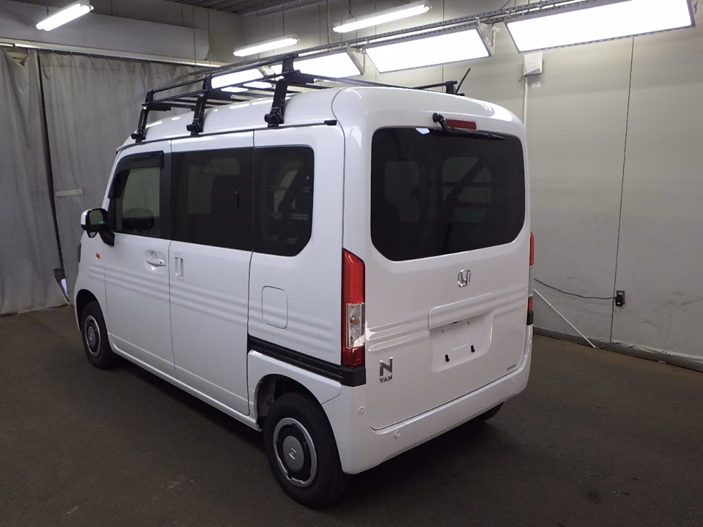 HONDA N-VAN