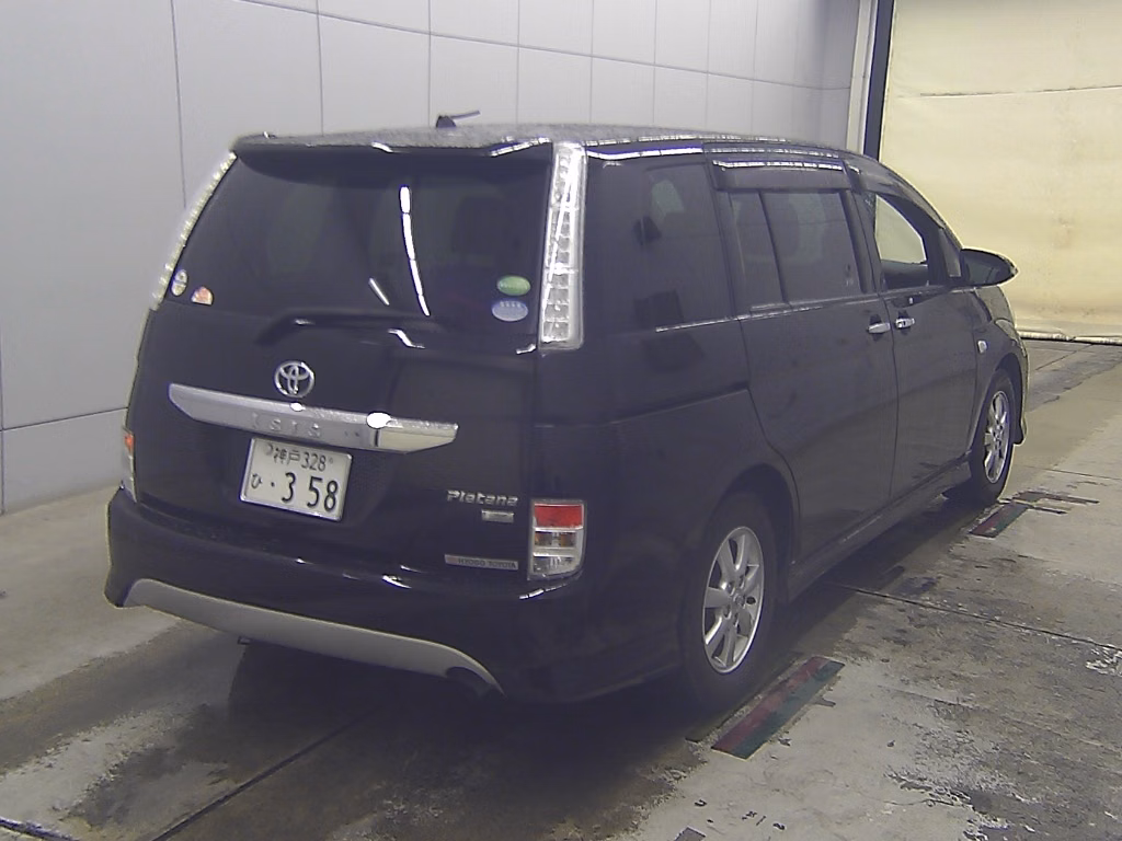 TOYOTA ISIS