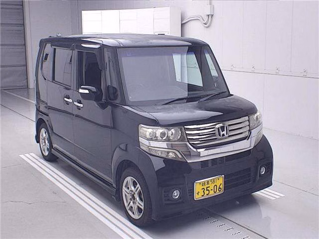 HONDA N-BOX