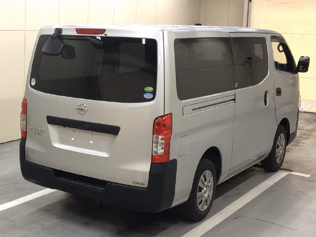 NISSAN NV350 CARAVAN