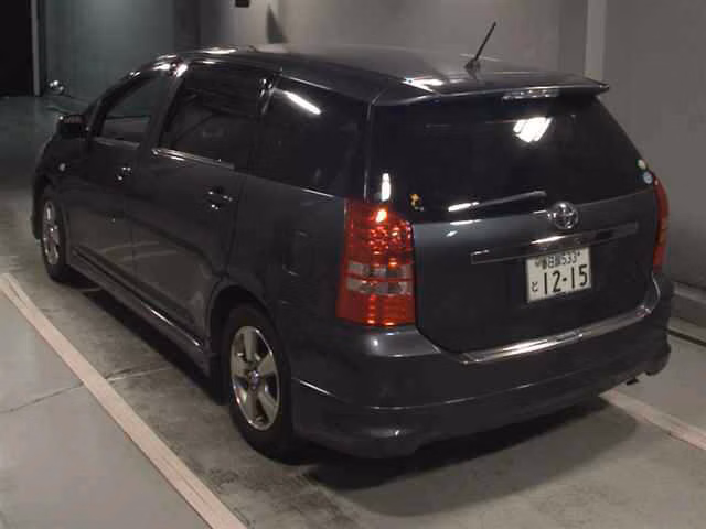 TOYOTA WISH