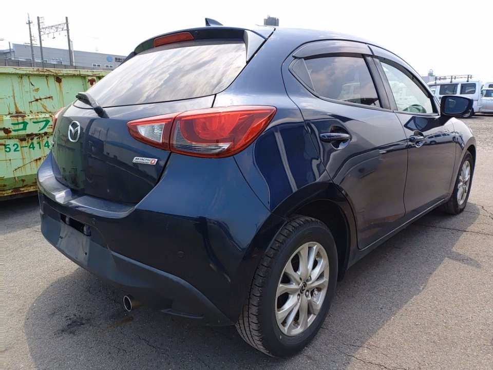 MAZDA DEMIO