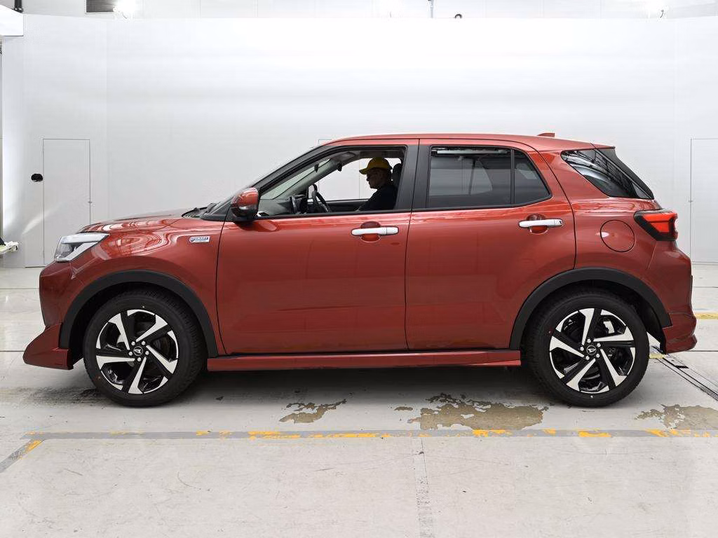 DAIHATSU ROCKY