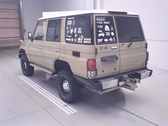 TOYOTA LAND CRUISER PRADO