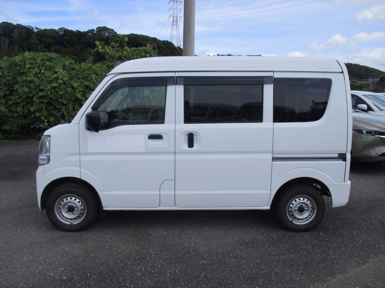 NISSAN NV100 CLIPPER