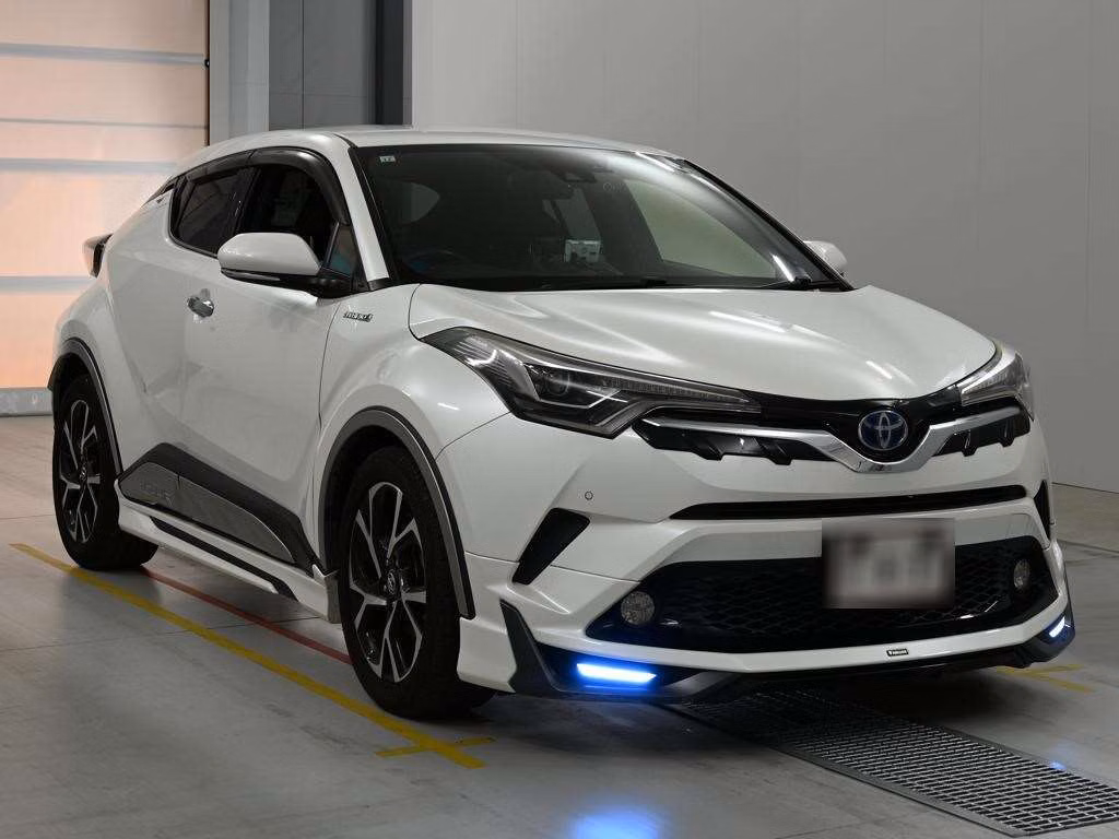 TOYOTA C-HR