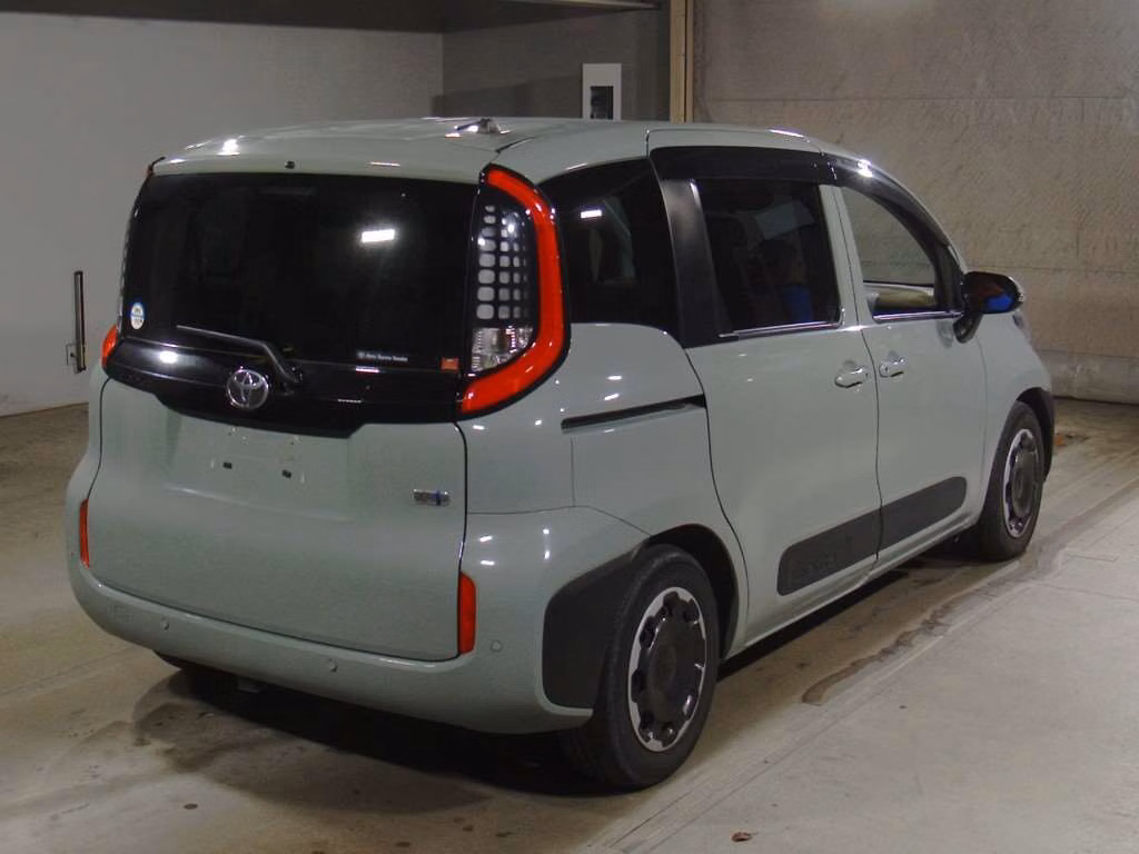 TOYOTA SIENTA