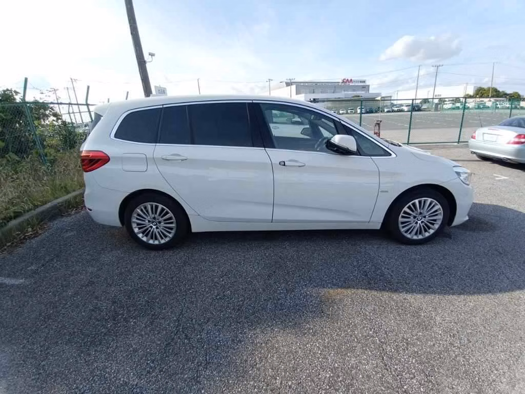 BMW 2-SERIES GRAN TOURER