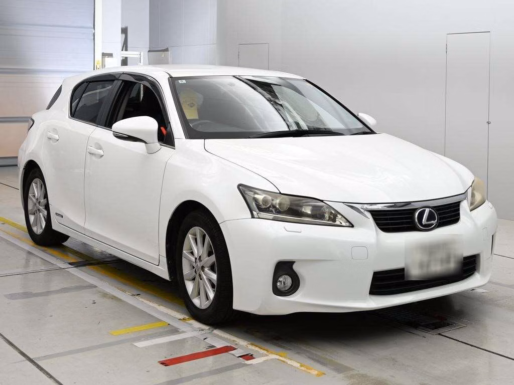 LEXUS CT200H