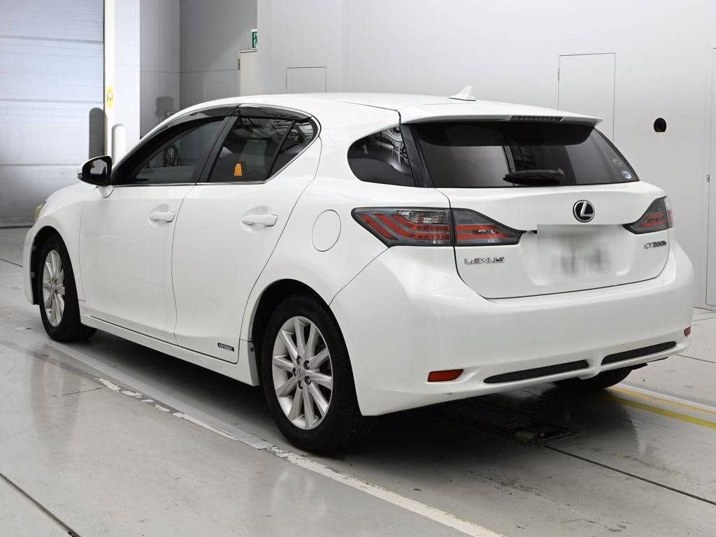 LEXUS CT200H