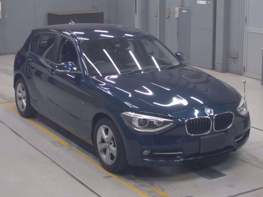 BMW 1-SERIES