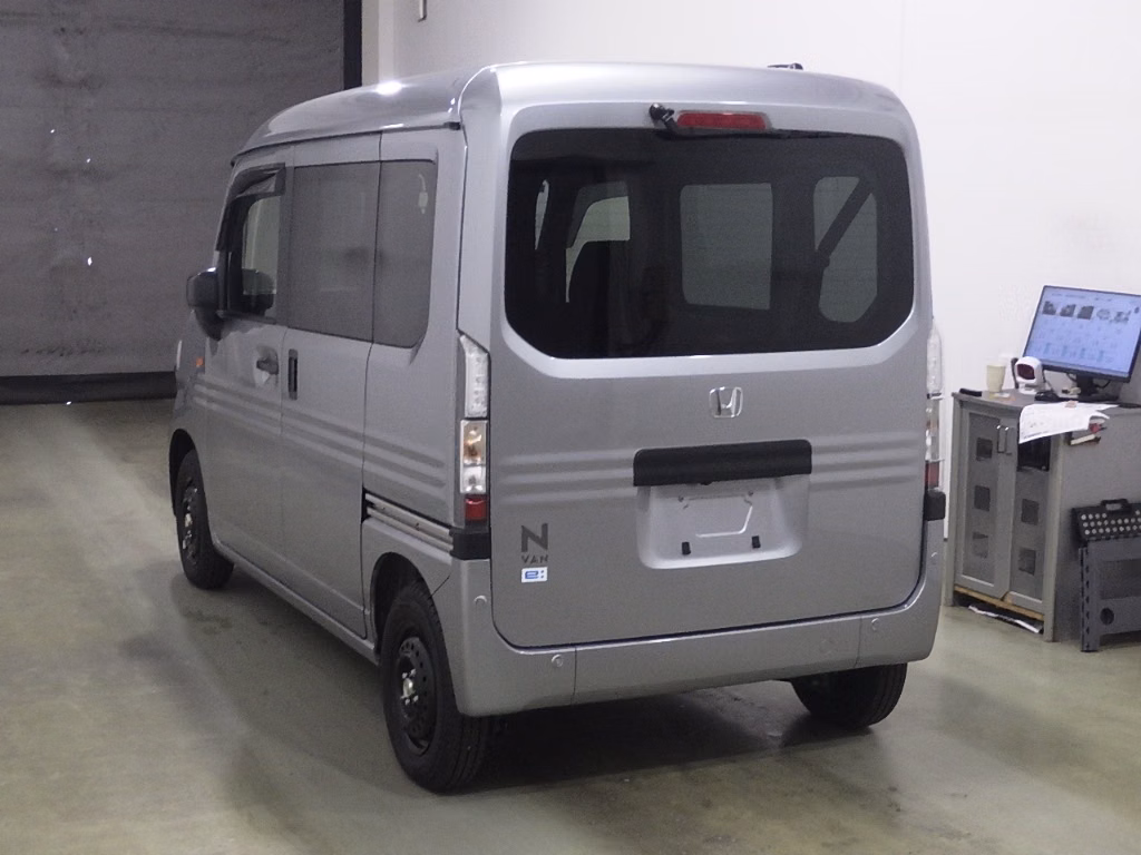 HONDA N-VAN