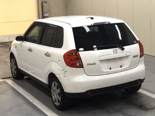 MAZDA VERISA