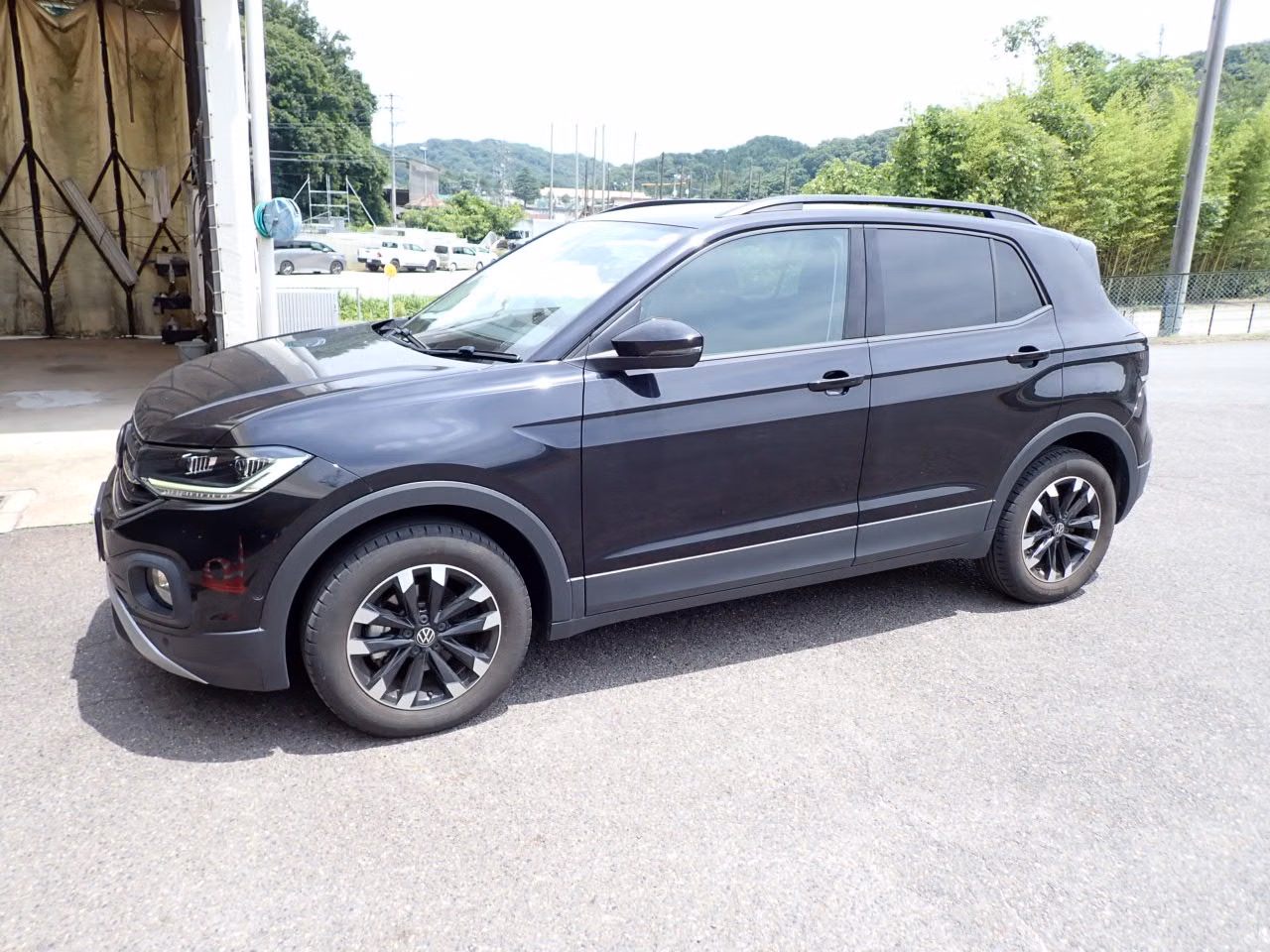 VOLKSWAGEN T-CROSS