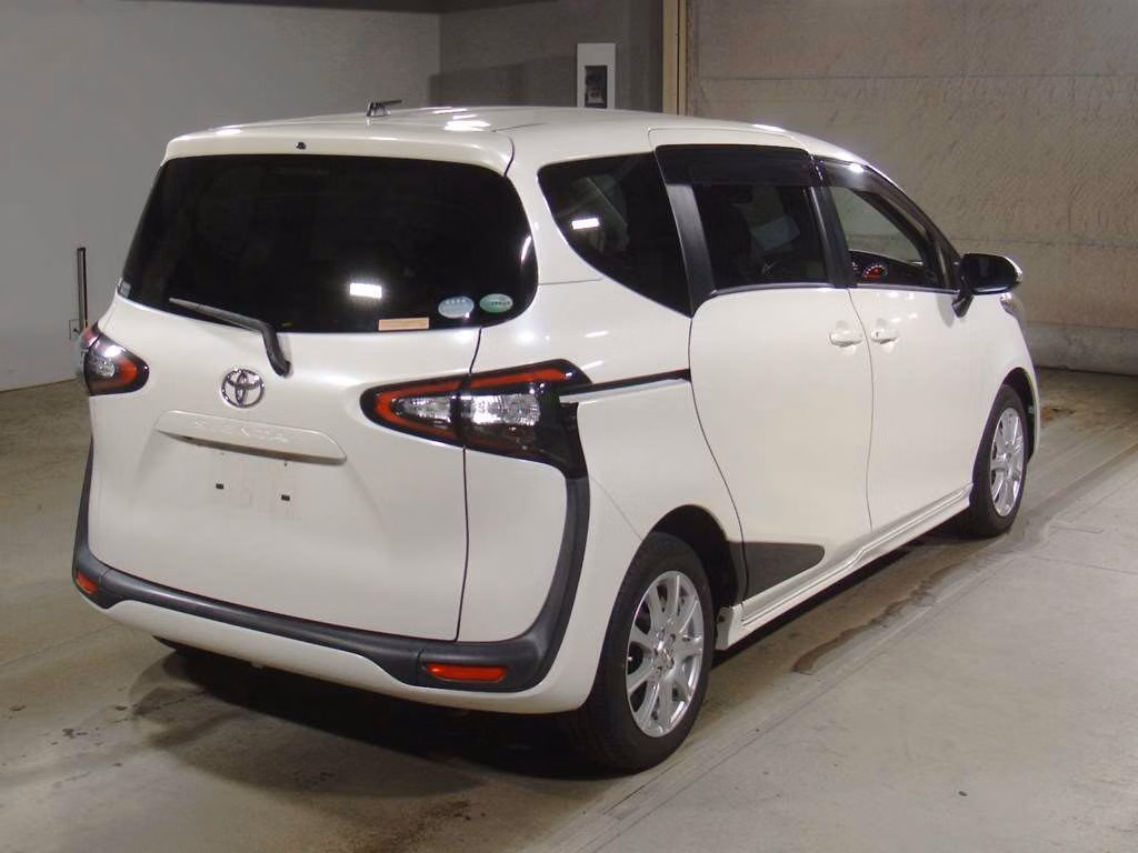 TOYOTA SIENTA