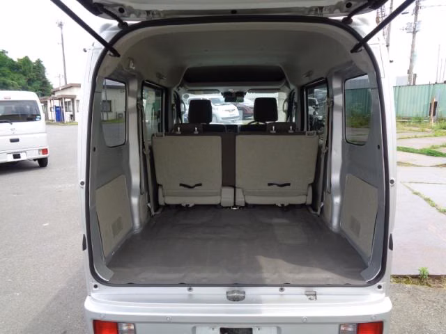 NISSAN NV100 CLIPPER