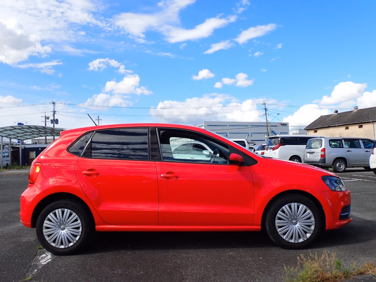 VOLKSWAGEN POLO