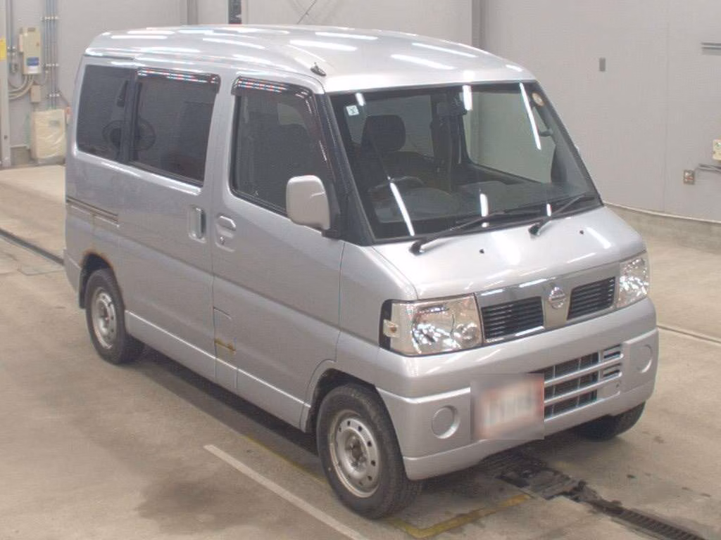 NISSAN CLIPPER