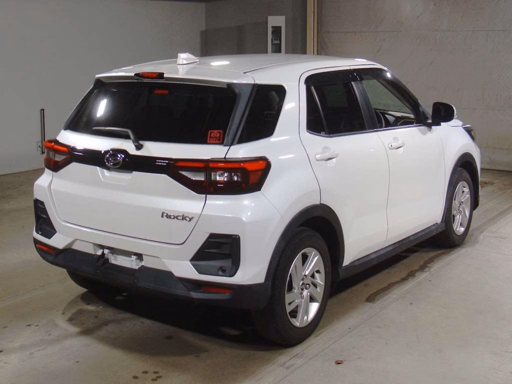 DAIHATSU ROCKY