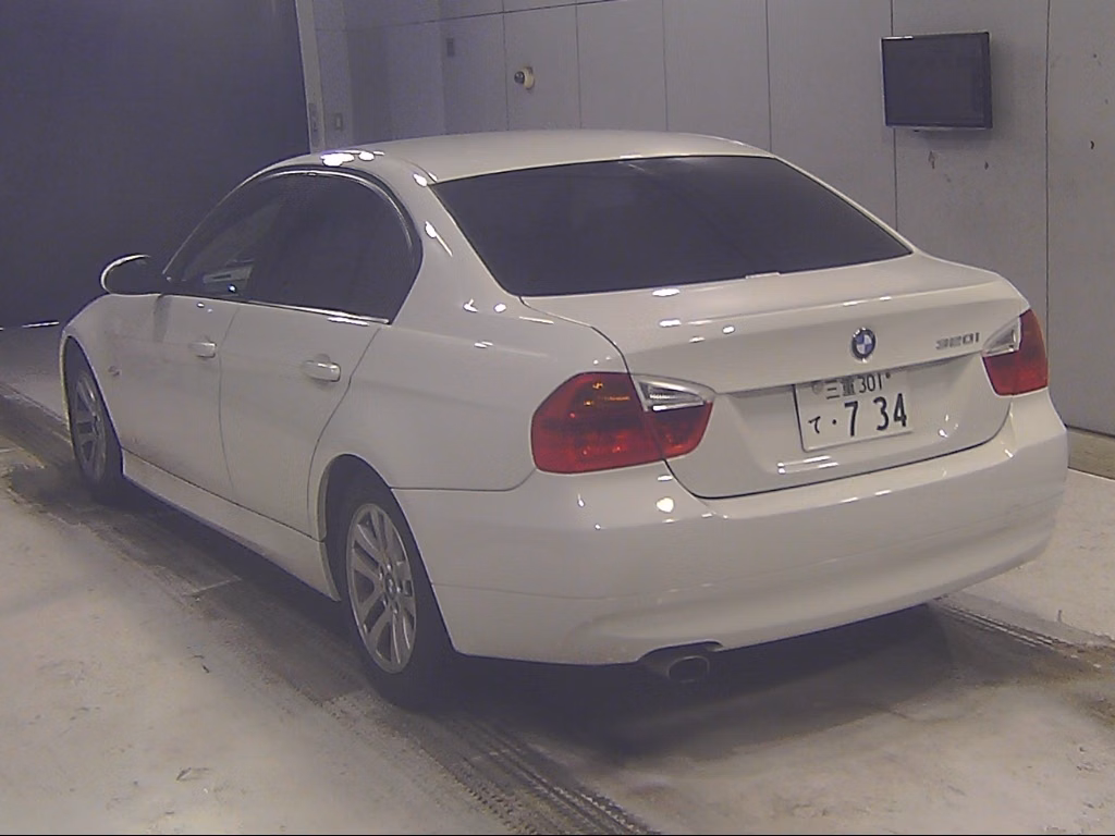 BMW 3-SERIES