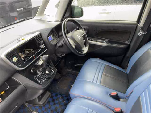 MITSUBISHI EK SPACE