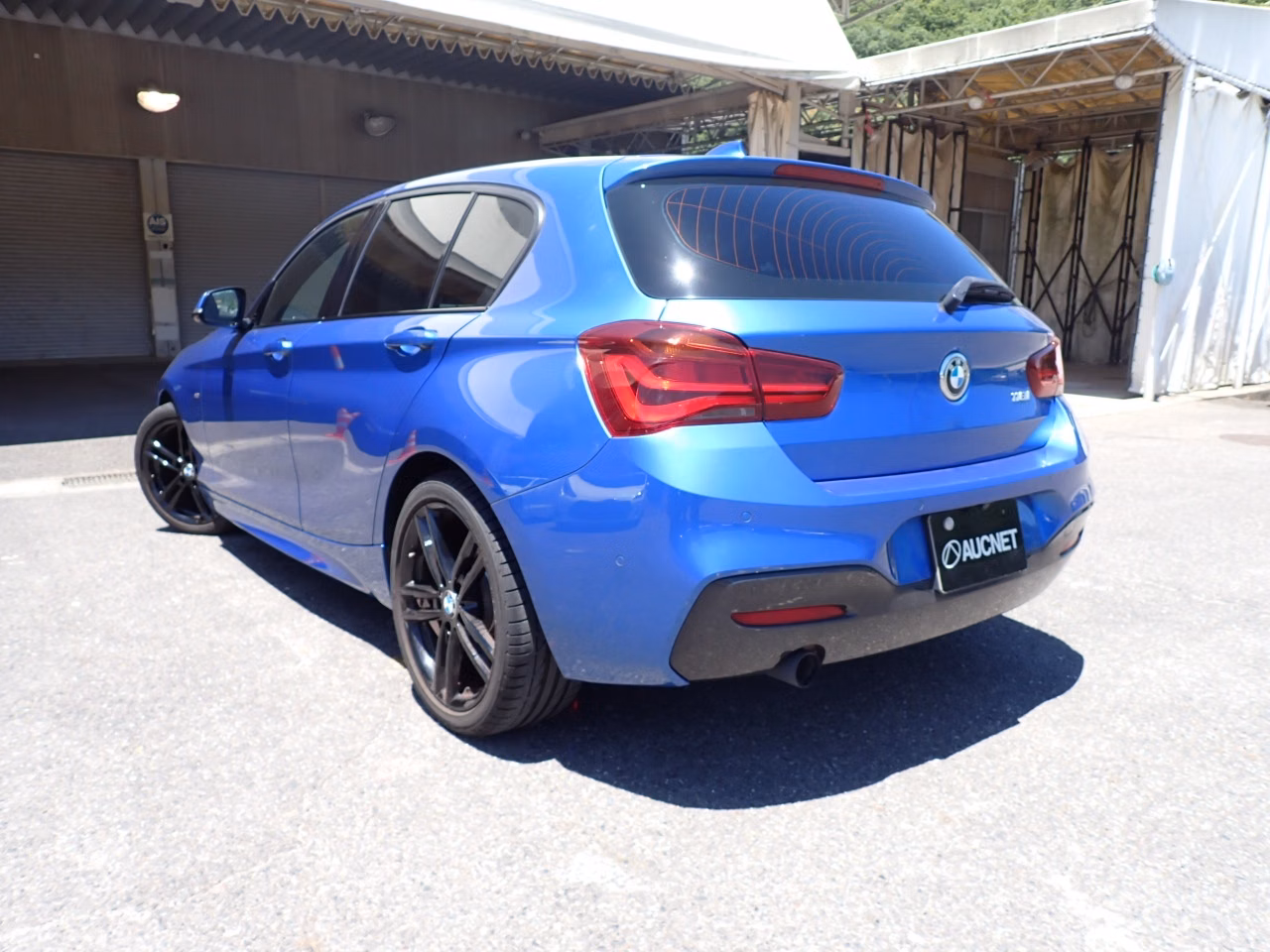 BMW 1-SERIES
