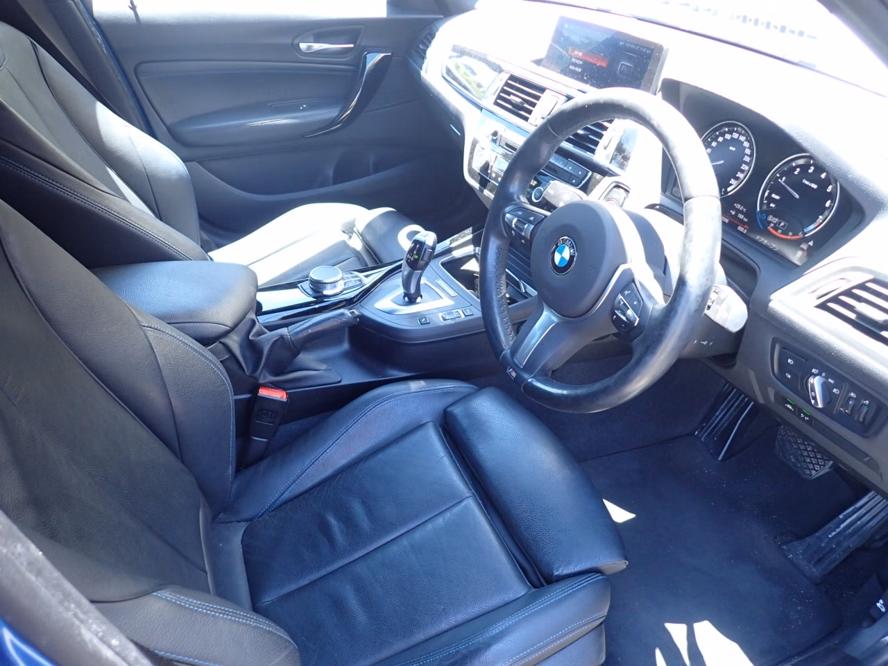 BMW 1-SERIES