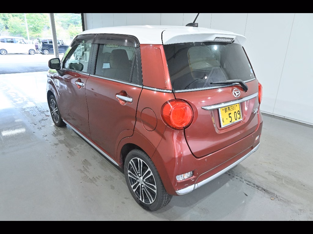 DAIHATSU CAST