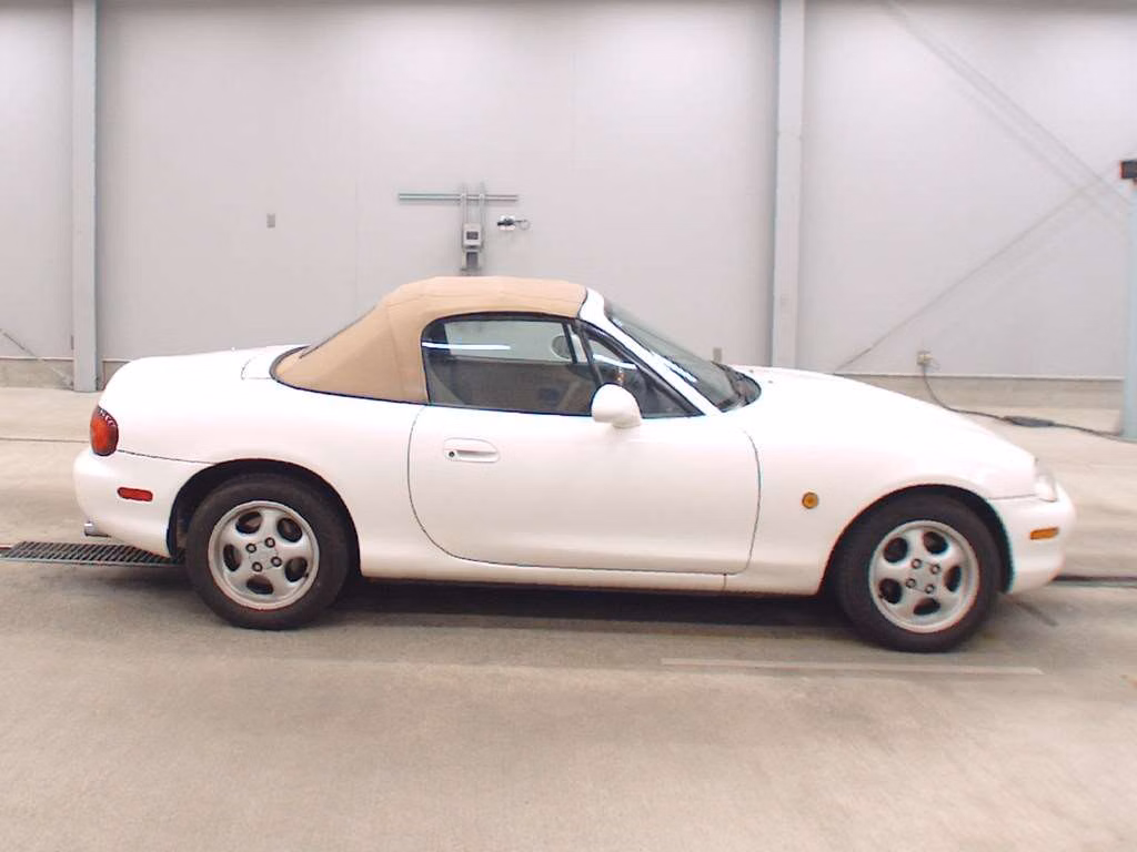 MAZDA ROADSTER