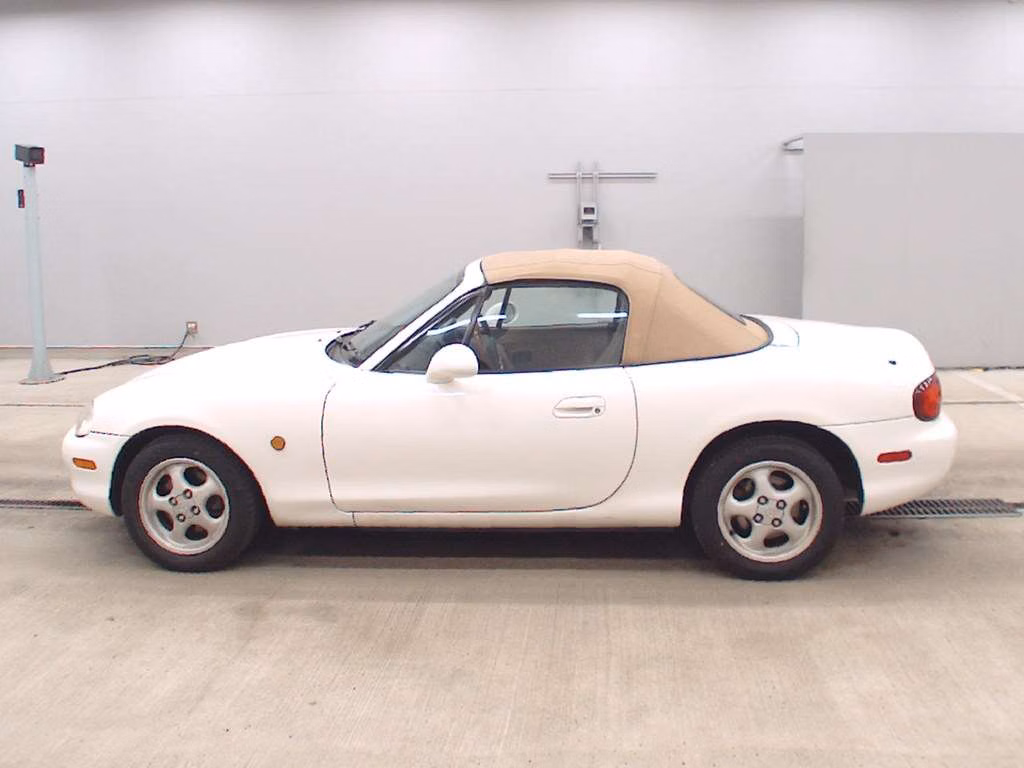 MAZDA ROADSTER