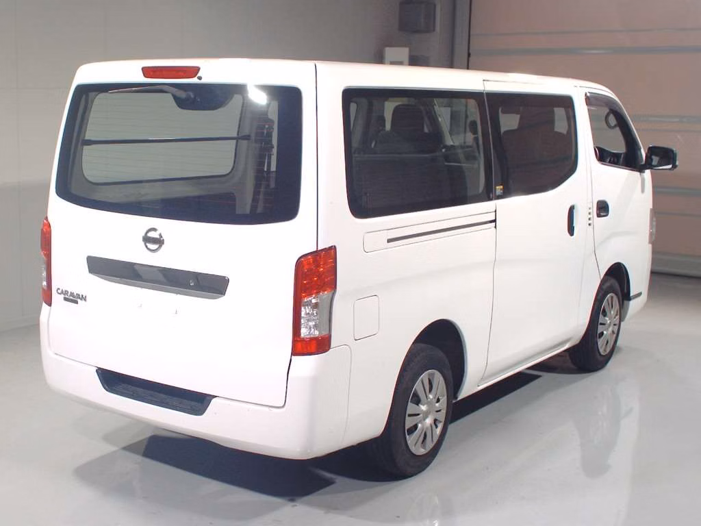 NISSAN NV350 CARAVAN