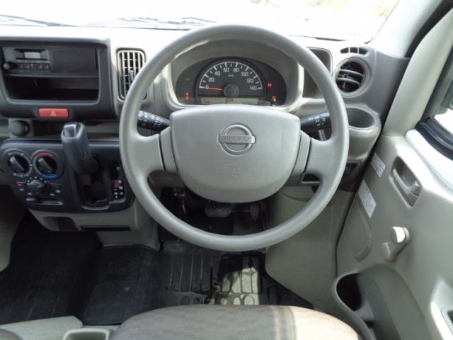NISSAN NV100 CLIPPER