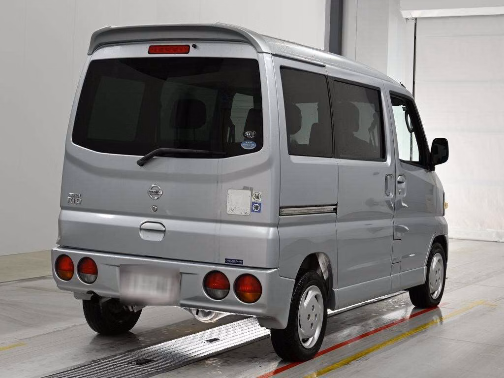 NISSAN CLIPPER