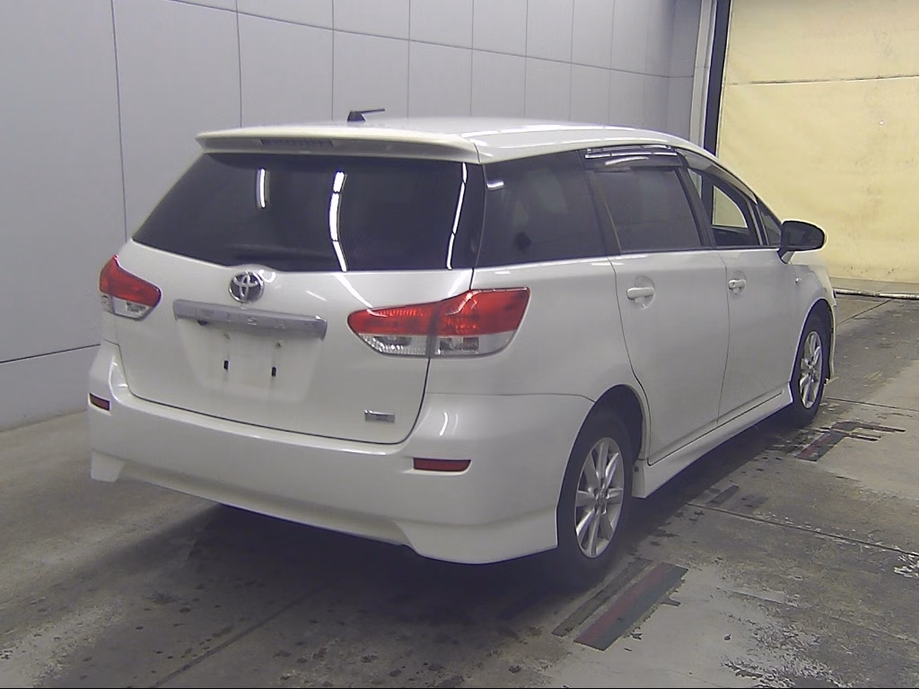 TOYOTA WISH