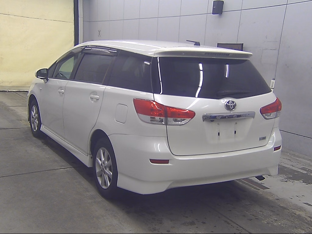 TOYOTA WISH