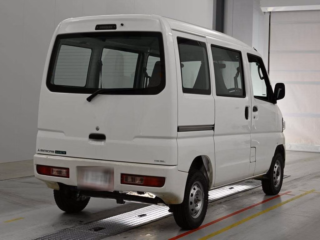MITSUBISHI MINICAB MIEV