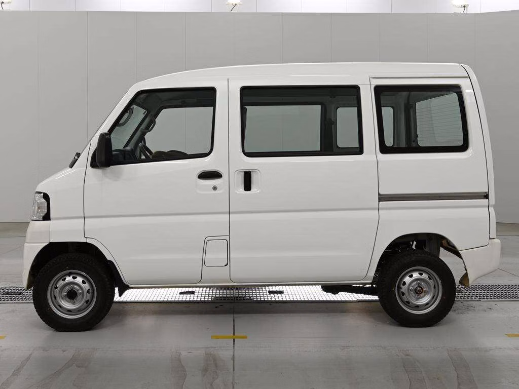 MITSUBISHI MINICAB MIEV